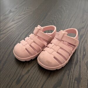 Stride Rite Light Pink Kids Sandals EUC size 6